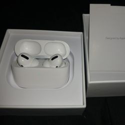 Used Apple Airpod Pro's 1st Gen