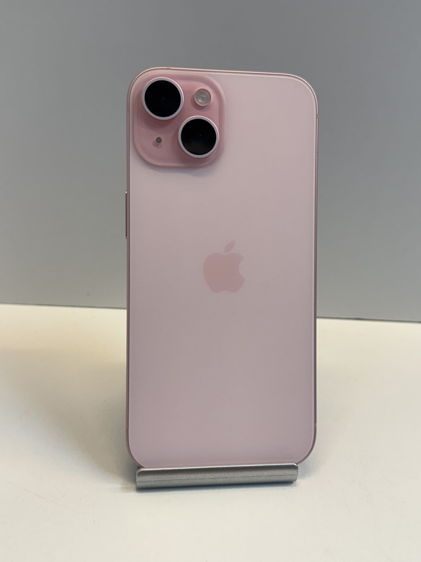 Apple iPhone 15 128gb. ( Unlocked Cellphone )