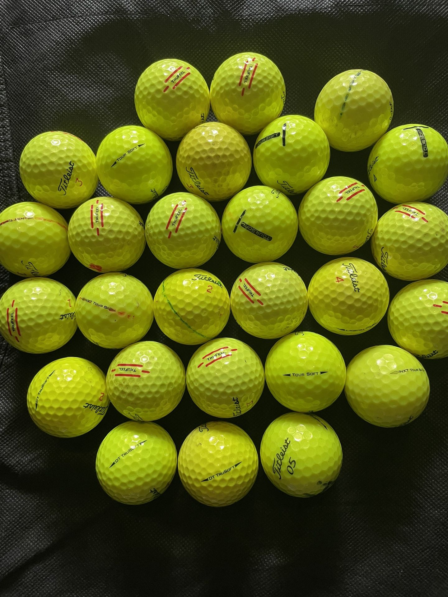 Titleist 28 golf balls