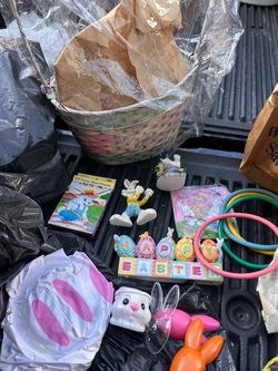Easter Decoration and Toy Bundle