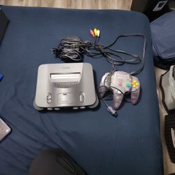 Nintendo 64 System With One Controller 