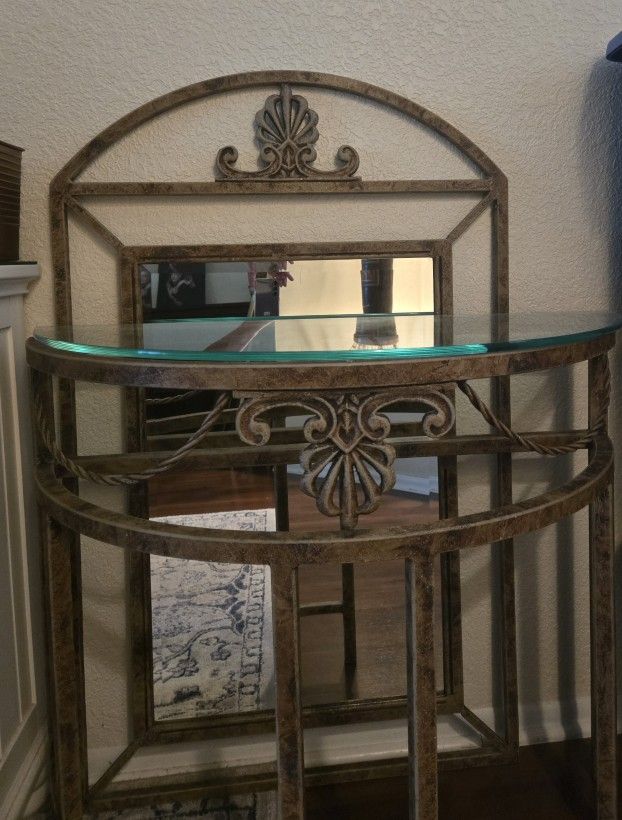 Entry Table And Mirror