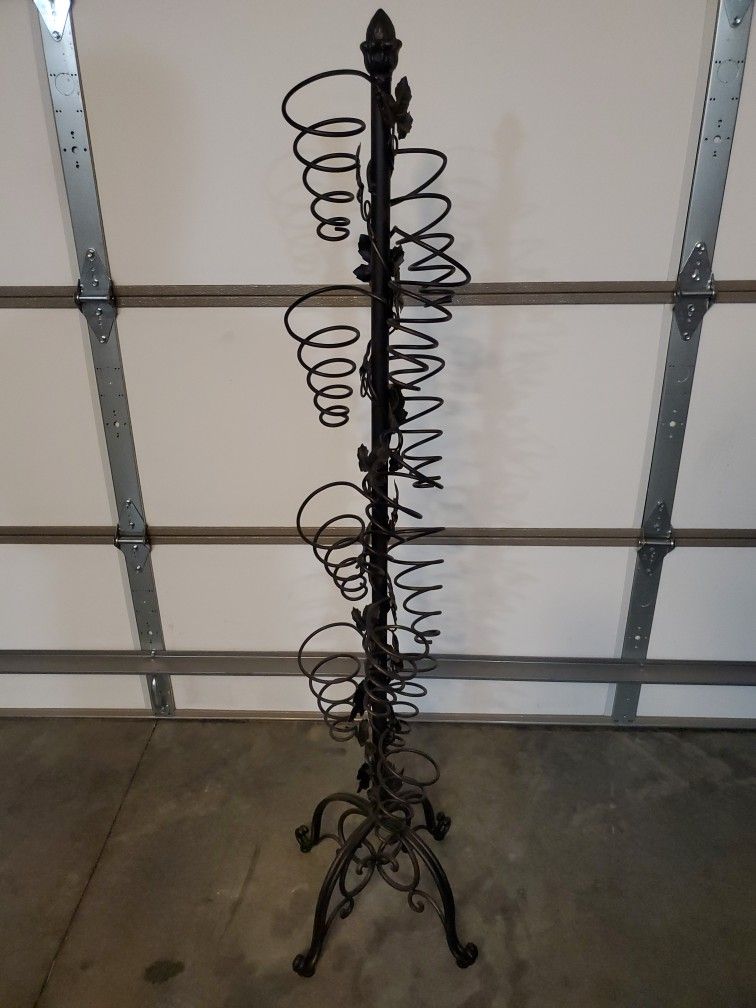 Metal Wine Bottle Display