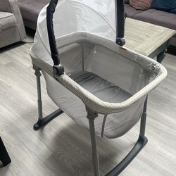 Portable bassinet