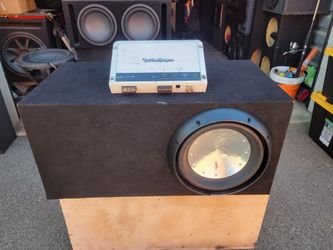 UNA BOCINA Y AMPLIFIER 