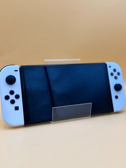 NINTENDO SWITCH MODEL OLED CONSOLE USED