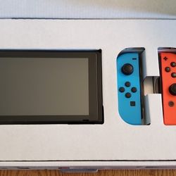 Nintendo Switch & Bonus Items (V2) (CHECK DESCRIPTION)