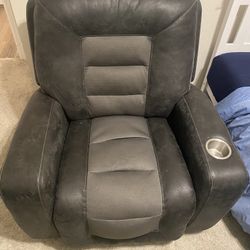 Comfy Recliner Chair w/ Cup Holder – Great Condition!