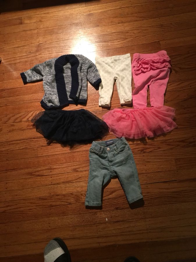 Baby clothes size 3-6mons