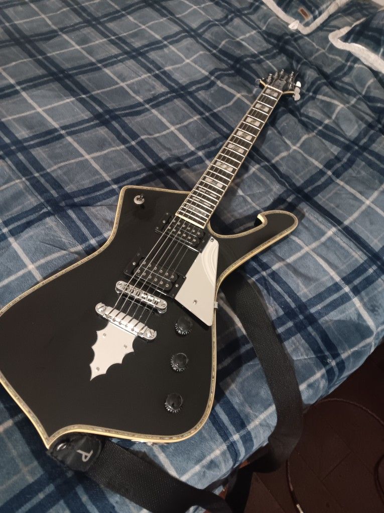 Ibanez Paul Stanly Iceman P-120 Guitar