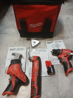 Milwaukee m12 combo tool kit