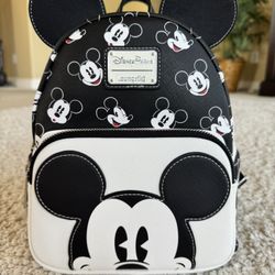 New with Tags - Disney Parks Mickey Mouse Loungefly Mini Backpack Black and Wh
