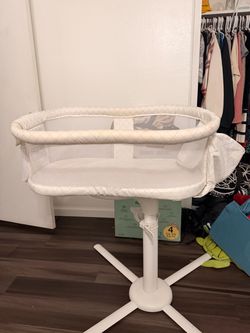 Halo bassinet