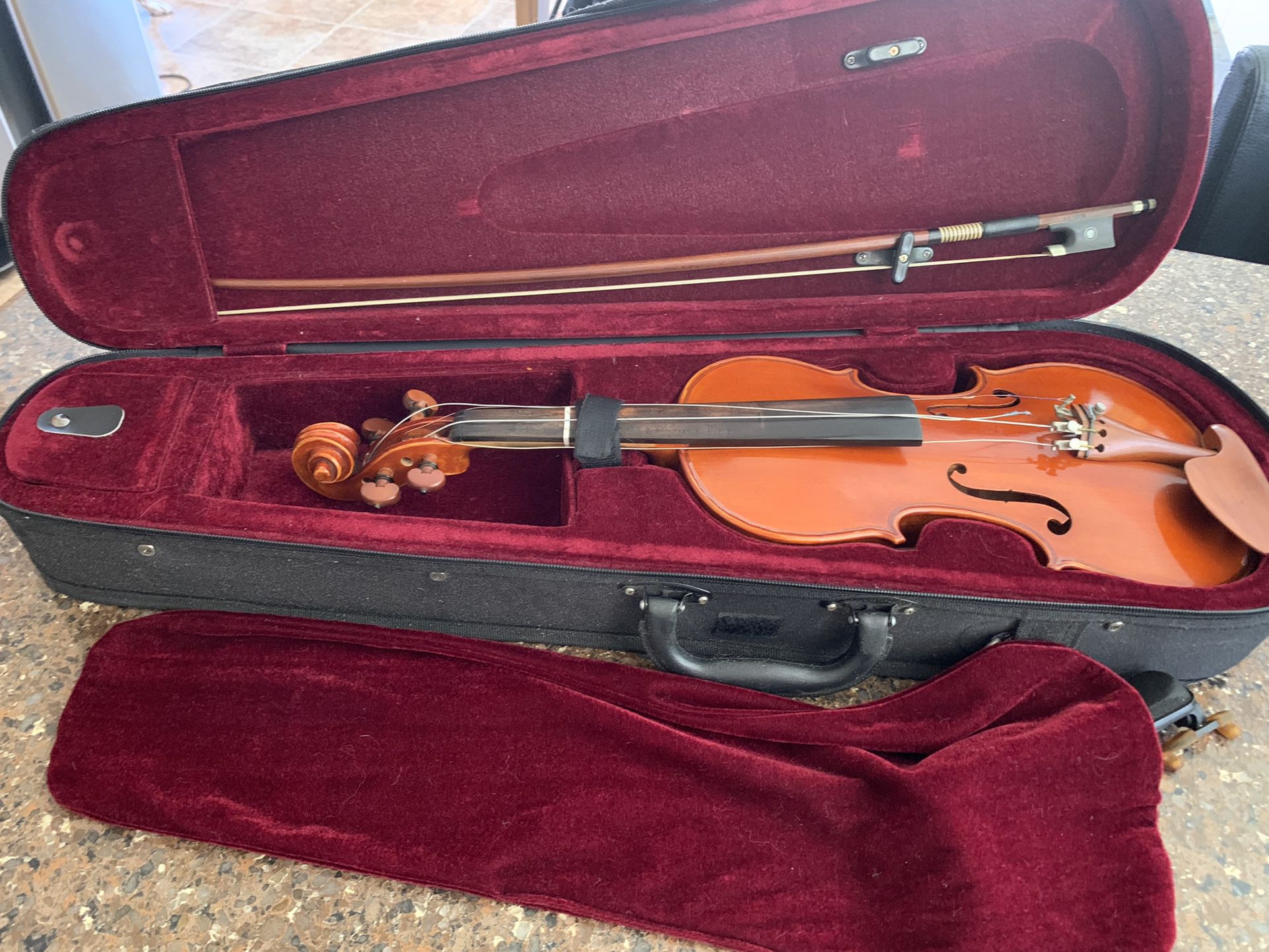 1/2 Size Violin BEAUTIFUL sound!