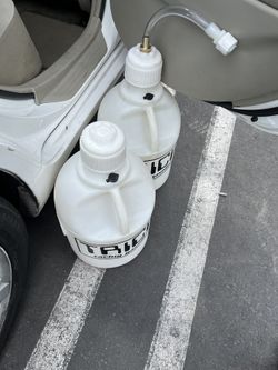 5 Gallon Gas Cans Almost New Only Used It Once