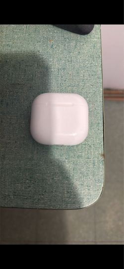 Apple AirPods 4 Wireless Earbuds Case ONLYYY!!