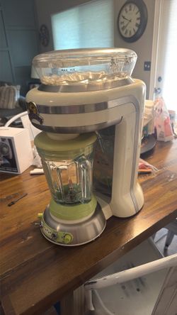 Margarita machine