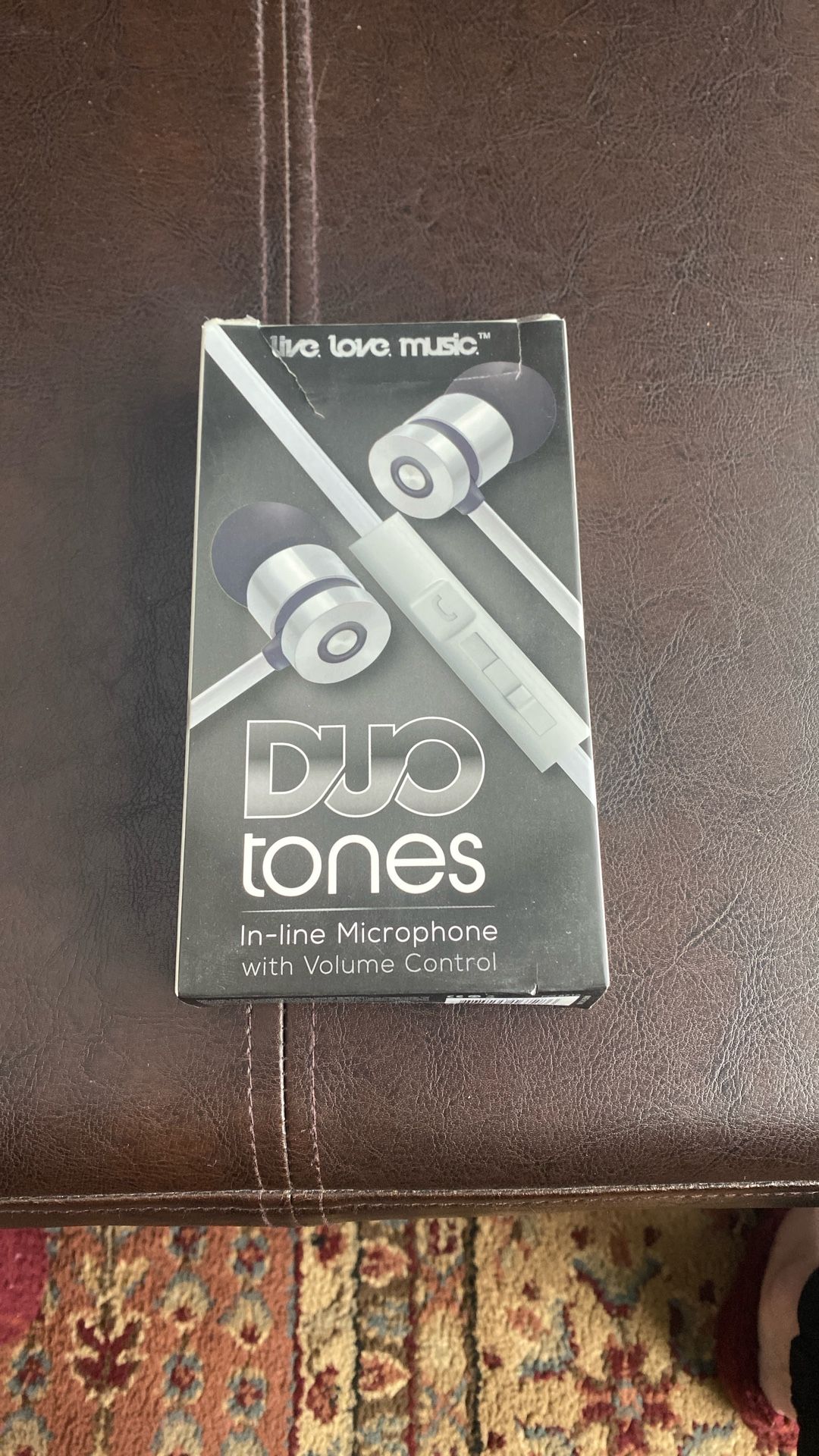 Duo Tone Earbuds White 