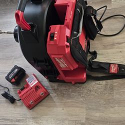 Milwaukee
M18 Fuel 18-Volt Lithium-Ion Brushless Cordless Drain Cleaning 5/16 in. Switch Pack Sectional Drum System Kit