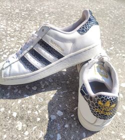 Adidas Superstar Snakeskin 'Cloud White' FV3294 womens Sz9