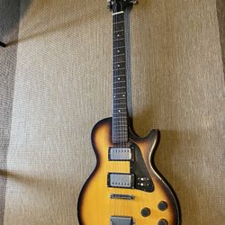 Globe LP 70 Electric Guitar 