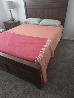 Queen Bedroom set
