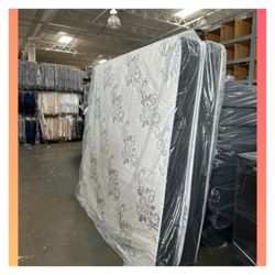 King size mattress/ Colchon