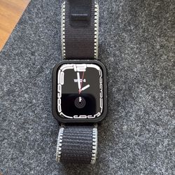 Apple Watch Series 7 45mm Black Graphite Like New