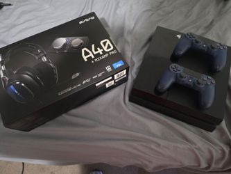 PS4 Bundle – 2 Controllers + Astro A40 Headset & MixAmp – Great Condition