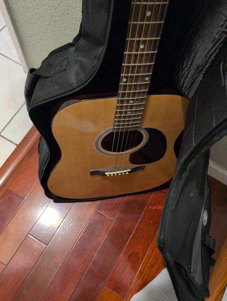 Rogue RA-100D Dreadnought Acoustic Guitar