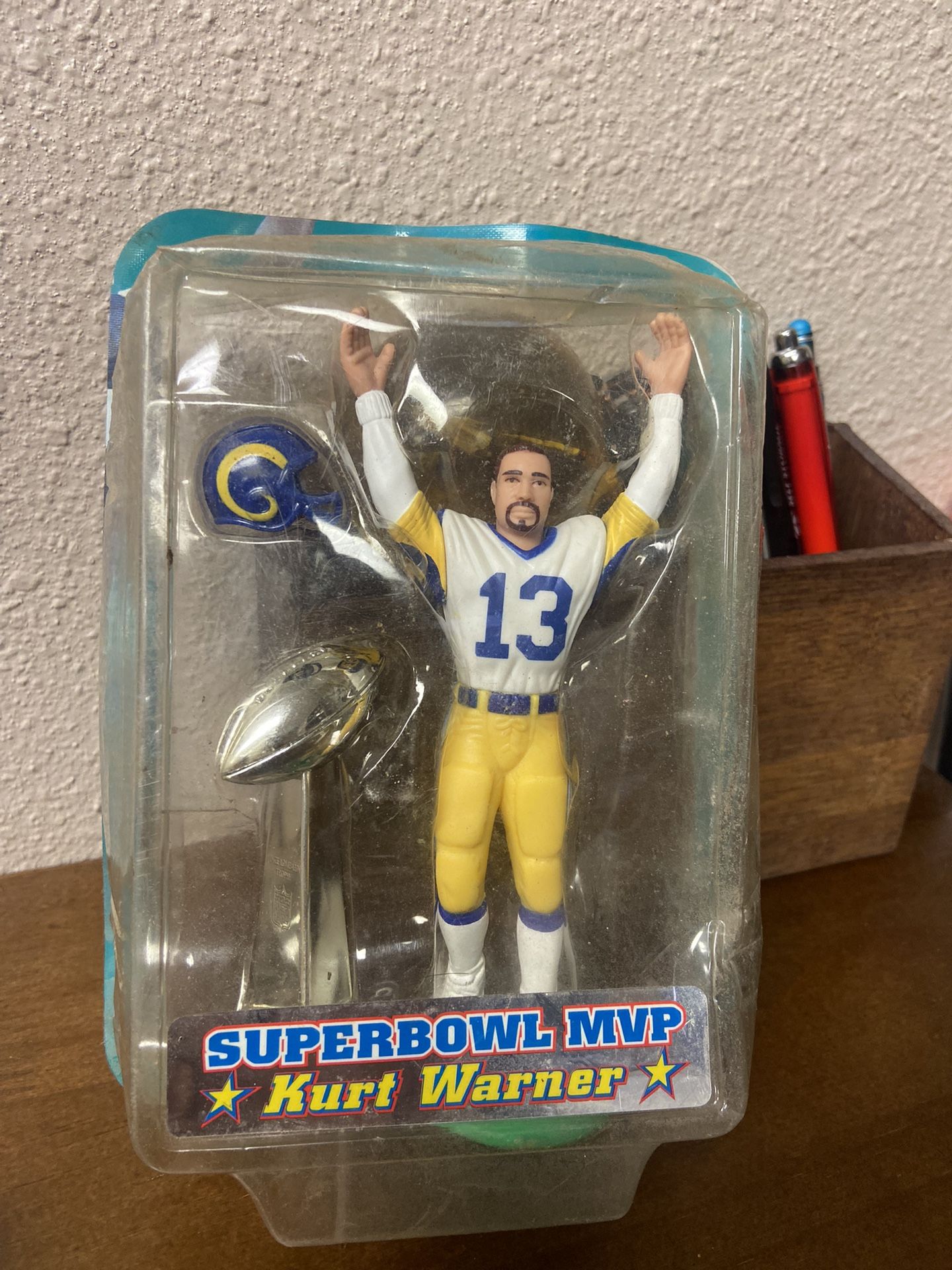 Kurt Warner Rams Figure 