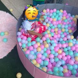 Ball Play Pit With 1000 Balls Included