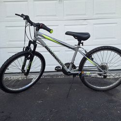 Like New Condition 24 Inches Bike