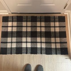Front Door Rug (need To Sell Moving Asap!)