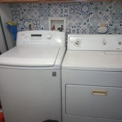 LG Washer & Kenmore Dryer Set Works Like New