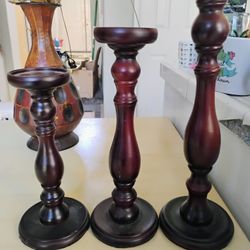 3 Candle Holders Wood