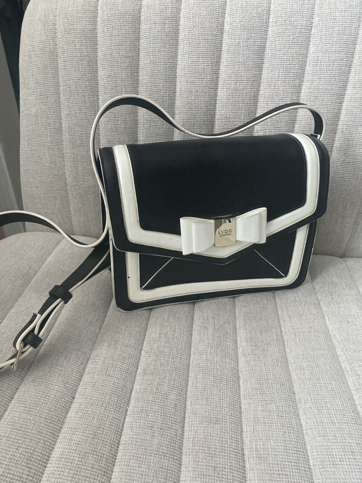 LYDC London Purse Holiday Gift