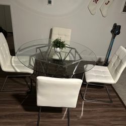 Table Set And Chairs 