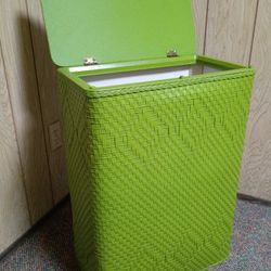 Mid Century Vintage Boho Avocado Tiki Green Woven Wicker Hamper
