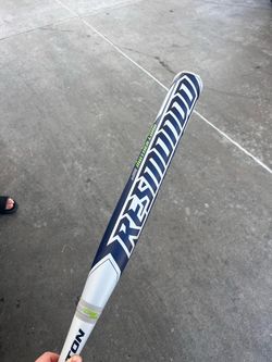 Easton Resmondo Softball bat