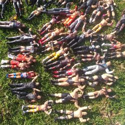 WWE WRESTLEMANIA MAN CAVE WRESTLING RINGS ACTION FIGURES only 20 Each!! Betta Hurry 😜😁