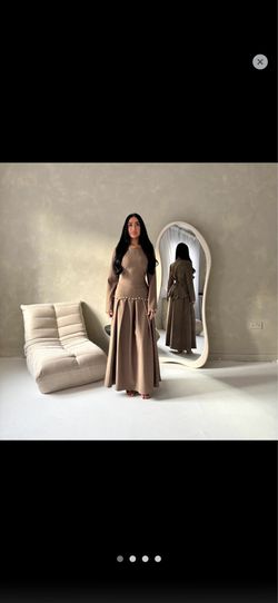 Brown maxi dress with long sleeves and tie waist