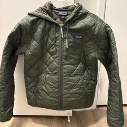 Patagonia Diamond Quilted Bomber