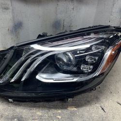 2018 2019 2020 Mercedes-Benz S550 Left Driver Side Headlight OEM A(contact info removed)