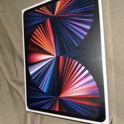 12.9 Space Gray Apple iPad Pro 1TB Cellular + WiFi 5th Generation M1 Chip iOS 15.0 New Sealed 
