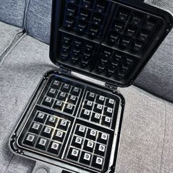 Notice Ware Waffle Iron