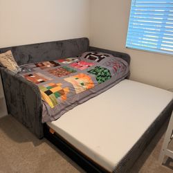 Trundle Twin Bed 