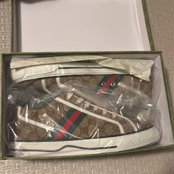 Gucci shoes