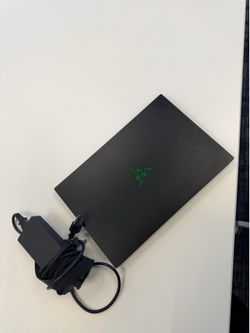 Razer Blade 15 Gaming Laptop | RTX 2060 | Intel i7 | 16GB RAM | 512GB SSD