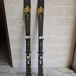 Salomon Skis 169 cm